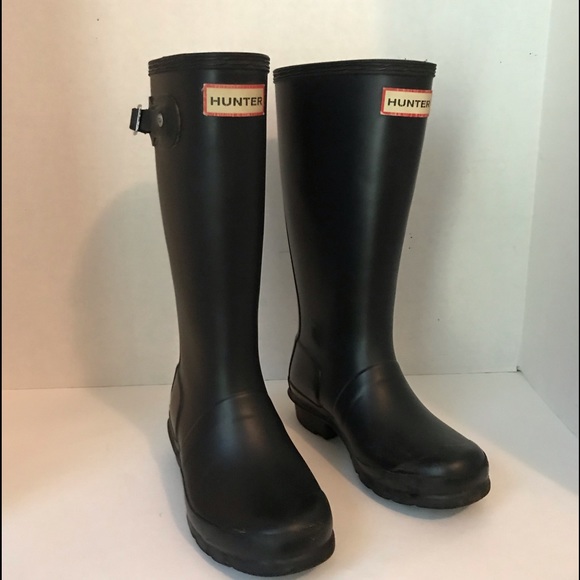 boys black rubber boots